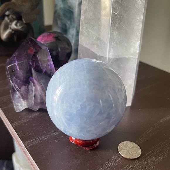 ✨Charged✨ Blue Calcite gemstone sphere - Picture 11 of 11